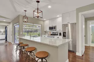 9701 Chapman Oak Ct, Palm Beach Gardens, FL 33410 - Photo 5