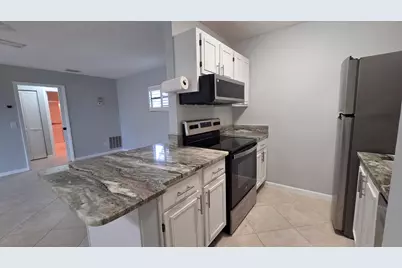 1212 Breezy Way #7h, Sebastian, FL 32958 - Photo 9