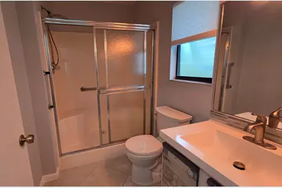 1212 Breezy Way #7h, Sebastian, FL 32958 - Photo 15