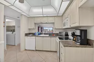 14476 Amberly Ln, Delray Beach, FL 33446 - Photo 7