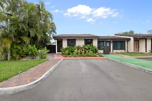 2331 Peach Ct, Pembroke Pines, FL 33026 - Photo 21