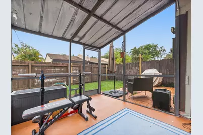 2331 Peach Court, Pembroke Pines, FL 33026 - Photo 17