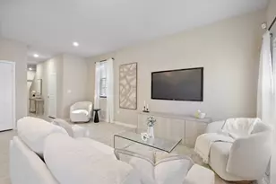 751 SW 11th St, Florida City, FL 33034 - Photo 7