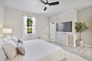 751 SW 11th St, Florida City, FL 33034 - Photo 15