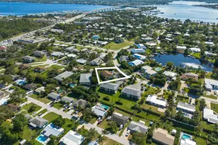 983 NW Spruce Ridge Dr, Stuart, FL 34994 - Photo 1