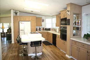 8372 Gallberry Cir, Port Saint Lucie, FL 34952 - Photo 9