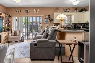 16637 NW 73rd Pl, Miami Lakes, FL 33014 - Photo 13