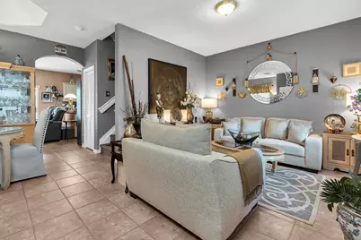 16637 NW 73rd Place, Miami Lakes, FL 33014 - Photo 5