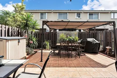 16637 NW 73rd Place, Miami Lakes, FL 33014 - Photo 35