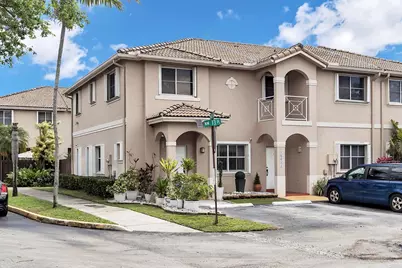16637 NW 73rd Place, Miami Lakes, FL 33014 - Photo 1