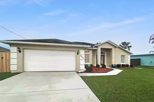 5864 NW Hann Dr, Port Saint Lucie, FL 34986 - Photo 1