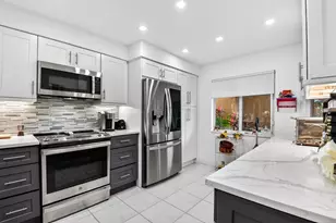 12560 Majesty Cir, Boynton Beach, FL 33437 - Photo 7