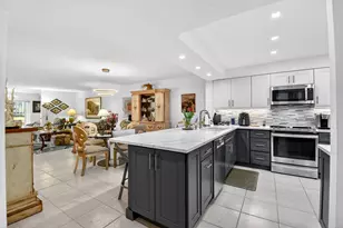 12560 Majesty Cir, Boynton Beach, FL 33437 - Photo 9