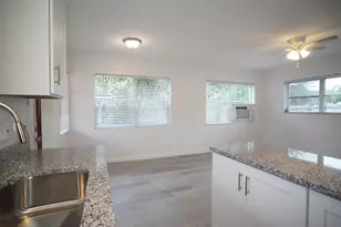 1815 Juno Rd, North Palm Beach, FL 33408 - Photo 7