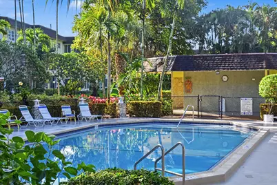 5171 W Oakland Park Boulevard #110, Lauderdale Lakes, FL 33313 - Photo 25