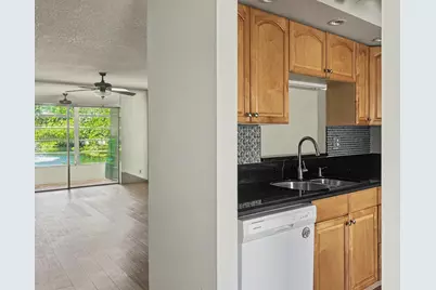5171 W Oakland Park Boulevard #110, Lauderdale Lakes, FL 33313 - Photo 3