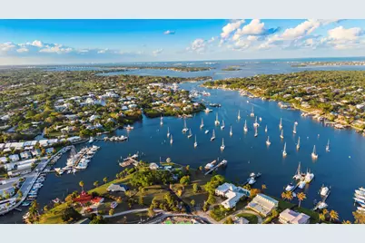 4176 SE Fairway Court, Stuart, FL 34997 - Photo 37