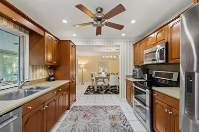 4176 SE Fairway Court, Stuart, FL 34997 - Photo 11