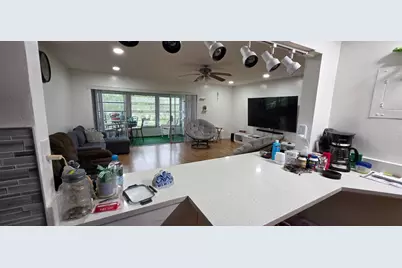 725 Lori Drive #204, Palm Springs, FL 33461 - Photo 5