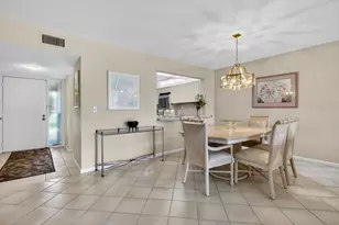 5561 Fairway Park Dr, Boynton Beach, FL 33437 - Photo 9