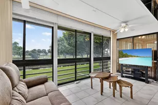 5561 Fairway Park Dr, Boynton Beach, FL 33437 - Photo 15