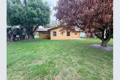 2207 Avenue O, Fort Pierce, FL 34950 - Photo 3