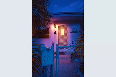 2285 NE 136th Lane, North Miami Beach, FL 33181 - Photo 3