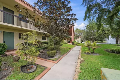 1774 Hammock Boulevard #118, Coconut Creek, FL 33063 - Photo 3