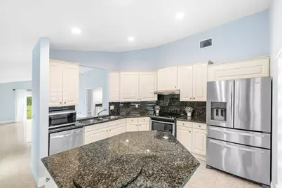 5713 Boynton Bay Circle, Boynton Beach, FL 33437 - Photo 9