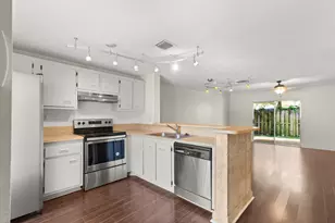 2521 NE 15th St, Pompano Beach, FL 33062 - Photo 19