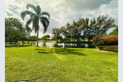 1146 Cambridge G, Deerfield Beach, FL 33442 - Photo 1