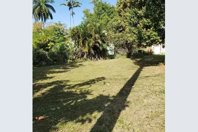 2056 NE 9th Avenue, Wilton Manors, FL 33305 - Photo 1