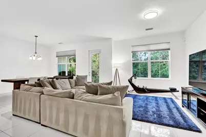 7113 Kensington Court, Palm Beach Gardens, FL 33418 - Photo 7