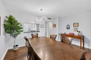 6866 Huntington Ln, Delray Beach, FL 33446 - Photo 9