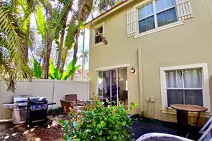 247 Lake Monterey Cir, Boynton Beach, FL 33426 - Photo 25