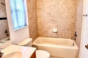 247 Lake Monterey Cir, Boynton Beach, FL 33426 - Photo 11