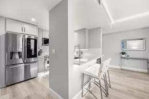 255 Evernia St, West Palm Beach, FL 33401 - Photo 5