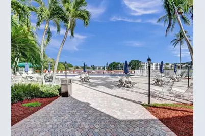 9311 Orange Grove Drive, Davie, FL 33324 - Photo 3