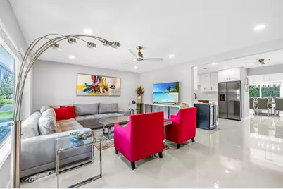 3374 NE 19th Avenue, Oakland Park, FL 33306 - Photo 3