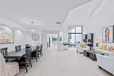 2442 Windsor Way Court, Wellington, FL 33414 - Photo 3