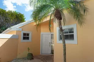 1100 Lytham Ct, West Palm Beach, FL 33411 - Photo 3