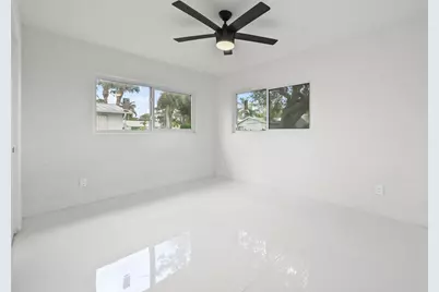 1919 Mimosa Avenue, Fort Pierce, FL 34949 - Photo 19