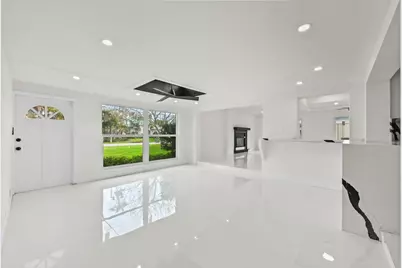 1919 Mimosa Avenue, Fort Pierce, FL 34949 - Photo 7