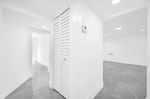 4040 SW 108th Ave, Miami, FL 33165 - Photo 9