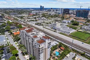 616 Clearwater Park Rd, West Palm Beach, FL 33401 - Photo 9