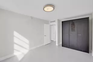 2780 NE 183rd St, Aventura, FL 33160 - Photo 25