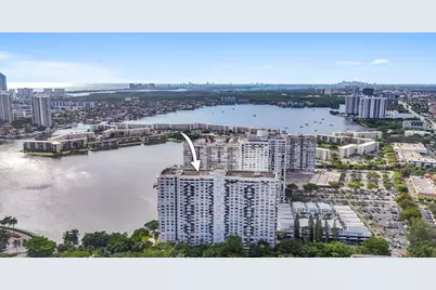 2780 NE 183rd Street #716, Aventura, FL 33160 - Photo 43