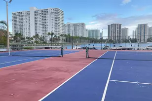 2780 NE 183rd St, Aventura, FL 33160 - Photo 7