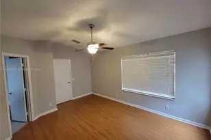 928 Falling Water Rd, Weston, FL 33326 - Photo 13