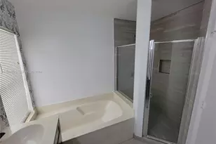 928 Falling Water Rd, Weston, FL 33326 - Photo 15